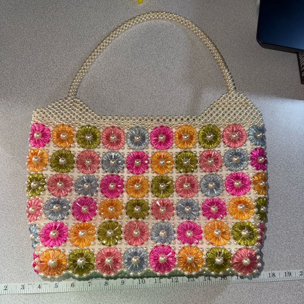 Handcrafted Pearl Beaded Floral Accent Purse - Multicolored excellent condition